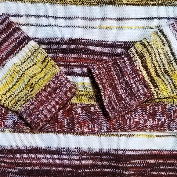 Very Gently Loved red yellow and cream cardigan sweater Italian designer medium - Picture 8 of 8